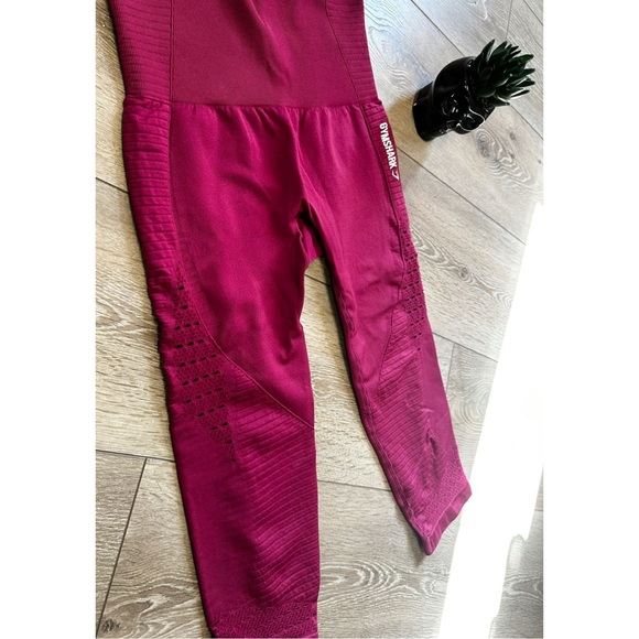 •Gymshark• Energy Seamless crop leggings in Crimson Red - Picture 5 of 8